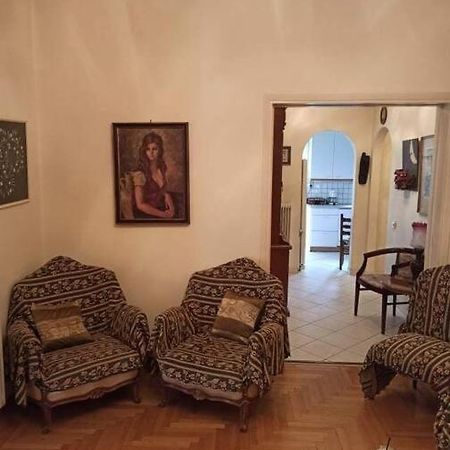 Classical Apartment At Lycabetus Hill Атина Екстериор снимка