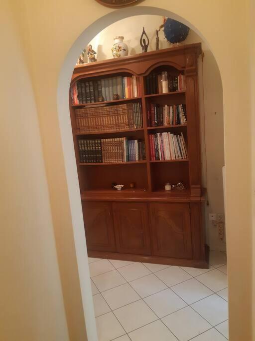 Classical Apartment At Lycabetus Hill Атина Екстериор снимка